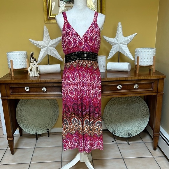 Mlle Gabrielle Dresses & Skirts - Mlle Gabrielle Women’s Sleeveless Pink Floral Boho Waist Studded Maxi Dress Med